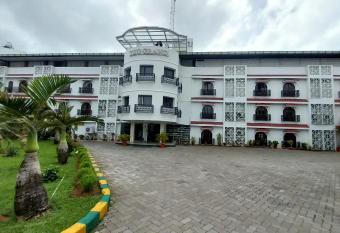 Hotel TSG Grand allows 18 year olds to book a room