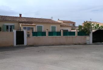 L ilot de Carpentras has Balcony rooms