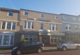 The Windsor Hotel allows 18 year olds to book a room