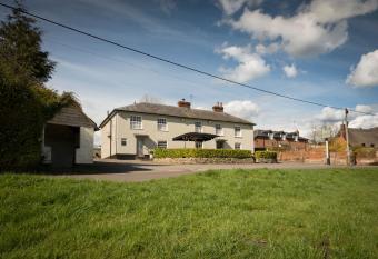 The Hawk Inn allows 18 year olds to book a room