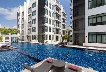 Kamala Regent Phuket Condotel has Balcony rooms