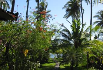Bali Sandat has Balcony rooms