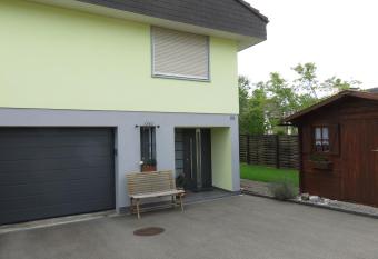 Studio-Ferienwohnung Hans F  ssler allows 18 year olds to book a room