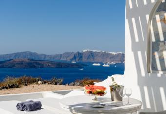 Kalestesia Suites allows 18 year olds to book a room