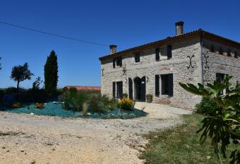 Domaine de calbiac allows 18 year olds to book a room