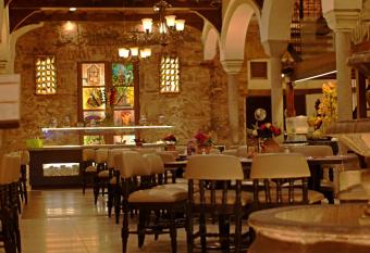 Collection O Hotel Del Portal, Puebla allows 18 year olds to book a room