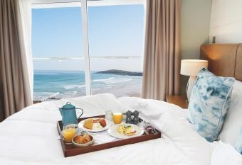 Esplanade Hotel has Balcony rooms