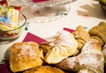 B&B Villa Adriana has Balcony rooms