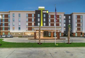 Home2 Suites By Hilton Jackson Flowood Airport Area has Balcony rooms