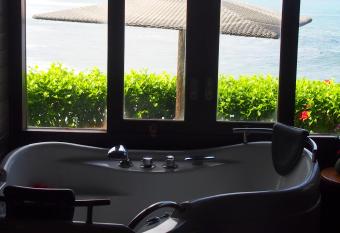 Gajah Mina Beach Resort has Balcony rooms