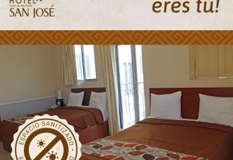 Hotel Casa de Oraci  n San Jos   allows 18 year olds to book a room