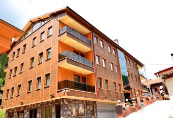 Etap Uzung  l Suite Hotel has Balcony rooms