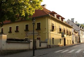 Penzi  n Kachelman allows 18 year olds to book a room