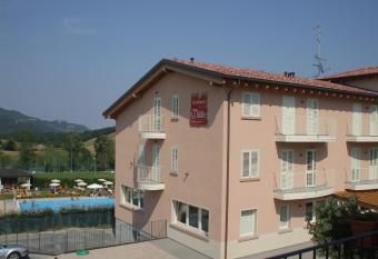 Residence Hotel Matilde has Balcony rooms
