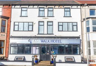 Pier Walk Hotel allows 18 year olds to book a room