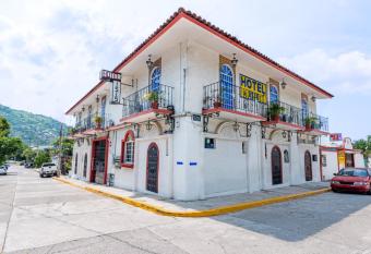 Hotel Isis allows 18 year olds to book a room