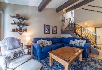 #398 - Ski-In Ski-Out Condo with Pool, Spa, Tennis Courts, Gym has Balcony rooms