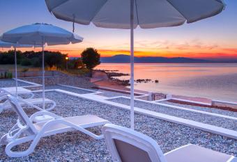 Luxury Apartments Villa Matea 1 has Balcony rooms