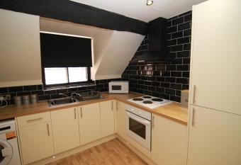 Bridge St Apartments allows 18 year olds to book a room