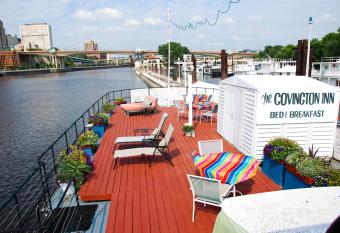The Covington Houseboat allows 18 year olds to book a room