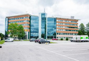 Hotel Stockholm North by FIRST Hotels allows 18 year olds to book a room