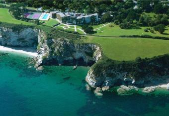 The Carlyon Bay Hotel and Spa allows 18 year olds to book a room