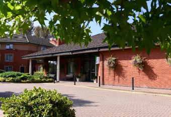 Holiday Inn Telford Ironbridge, an IHG Hotel allows 18 year olds to book a room
