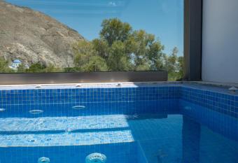 Tristhenia has Balcony rooms