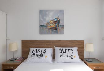 Apartment Jasmina has Balcony rooms