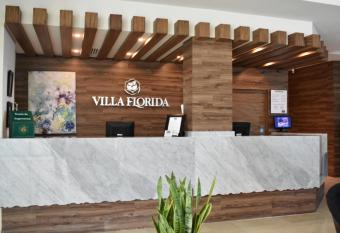 Hotel Villa Florida Veracruz allows 18 year olds to book a room