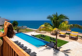 Samsara Cliff Resort & Spa allows 18 year olds to book a room