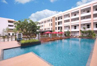 Paragon Suites Resort has Balcony rooms