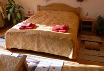 Casa Anca Boutique Hotel has rooms with a private hot tub