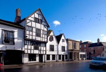 Chapter House allows 18 year olds to book a room