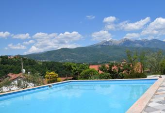 Locazione turistica La Ca Gialla has Smoking/Balcony rooms