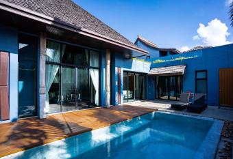 Two Bedroom Wings Pool Villa allows 18 year olds to book a room