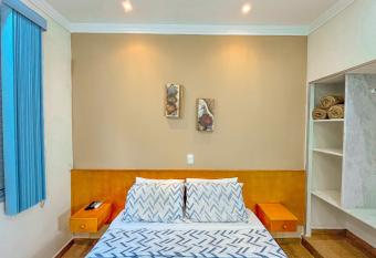 Hotel Nacional Inn Guaruj   allows 18 year olds to book a room