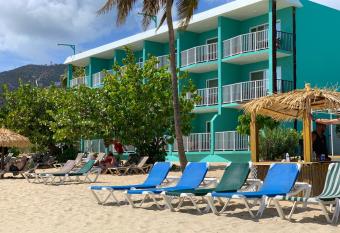 Emerald Beach Resort has Balcony rooms