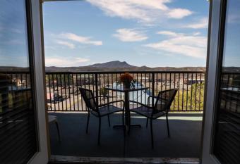 MVC - Unit 1405 - Bears Lair has Balcony rooms