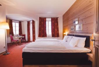 Hotel Terofal has Balcony rooms