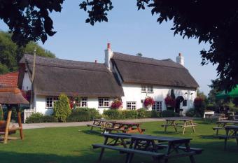 Old Ferry Boat by Greene King Inns allows 18 year olds to book a room