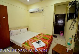 Om Guest House - CORAL INN has Balcony rooms