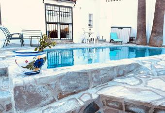 Exclusive New Apartment has Balcony rooms