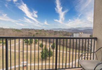 MVC - Unit 3606 has Balcony rooms