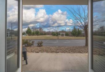 MVC - Unit 3105 has Balcony rooms