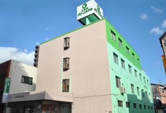 Futsukaichi Green Hotel has Smoking rooms