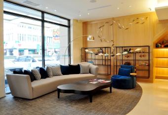 Fish Hotel Kaohsiung allows 18 year olds to book a room