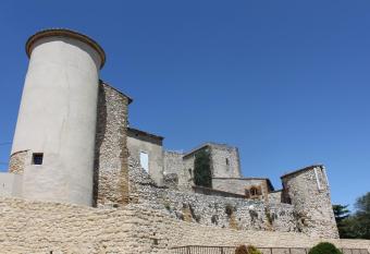 Ch  teau de Ved  ne allows 18 year olds to book a room