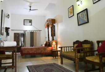 Homestay has Balcony rooms