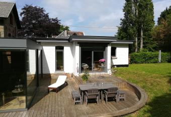 La Suite Des Pervenches has Balcony rooms